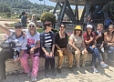 קטיף דובדבנים בגוש חלב