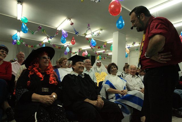 מסיבת פורים, מרץ 2008