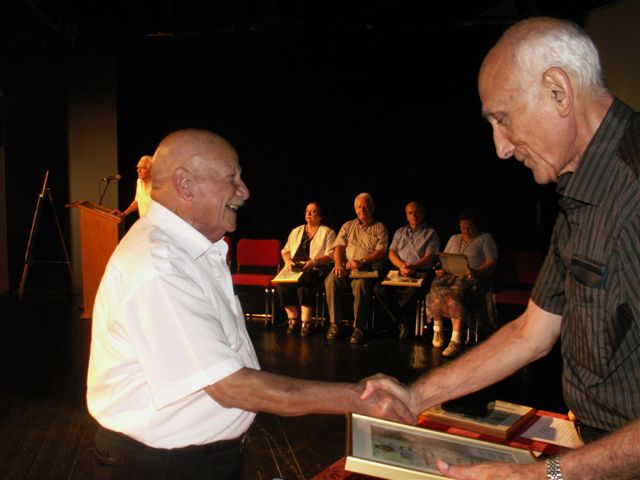 טקס הענקת שי לחברים שהגיעו לגבורות 24.9.08