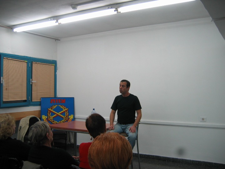 הרצאה בנושא: ``סיפורים מאת יצחק בשביס-זינגר ואפרים קישון``