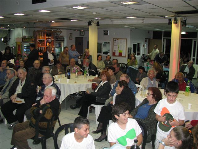 מפגש חברים והרמת כוסית לכבוד חג הפסח של סניפי בת-ים וחולון ב- 31.3.2009