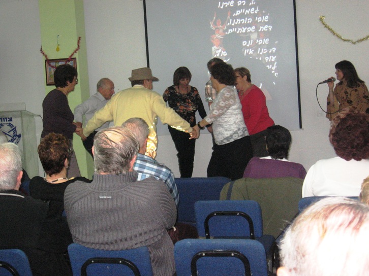 ערב הרמת כוסית לפסח, אפריל 2009