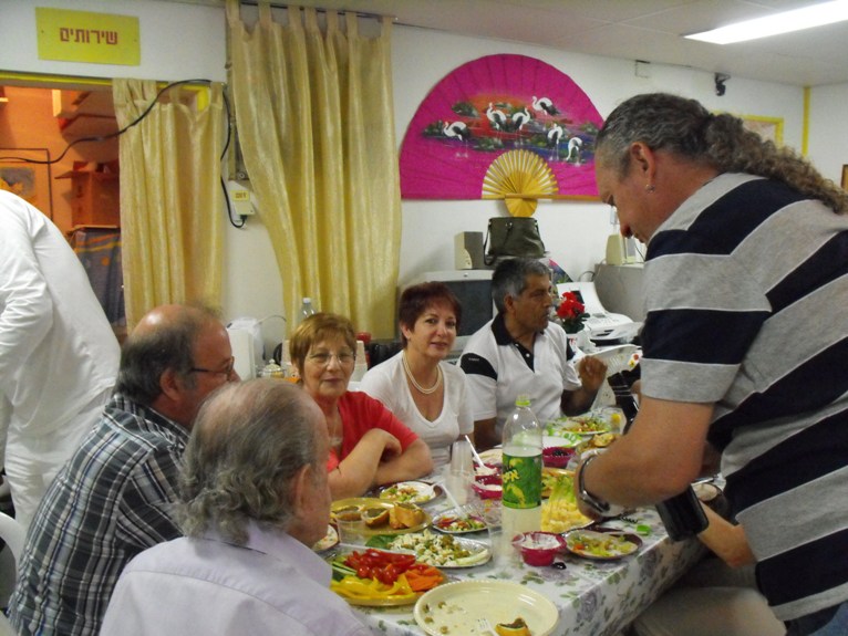 מסיבת שבועות וימי הולדת לילידי מאי-יוני, מאי 2009