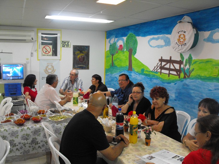 מסיבת יום הולדת לילידי יוני-יולי, 4.7.09