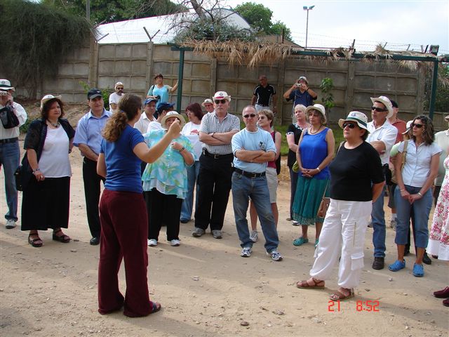 טיול סניף מודיעין-מכבים-רעות בעקבות הברון ופרי ההדר, יולי 2006