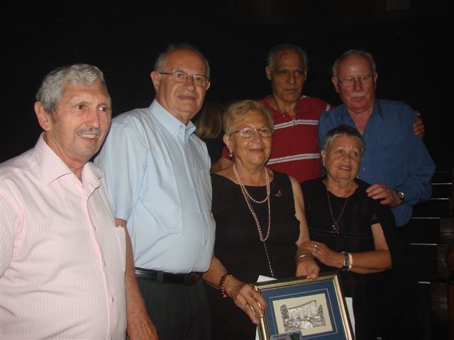 טקס חלקת תואר "יקיר העיר פ"ת" לחברת הנהלת הסניף גאולה עציוני