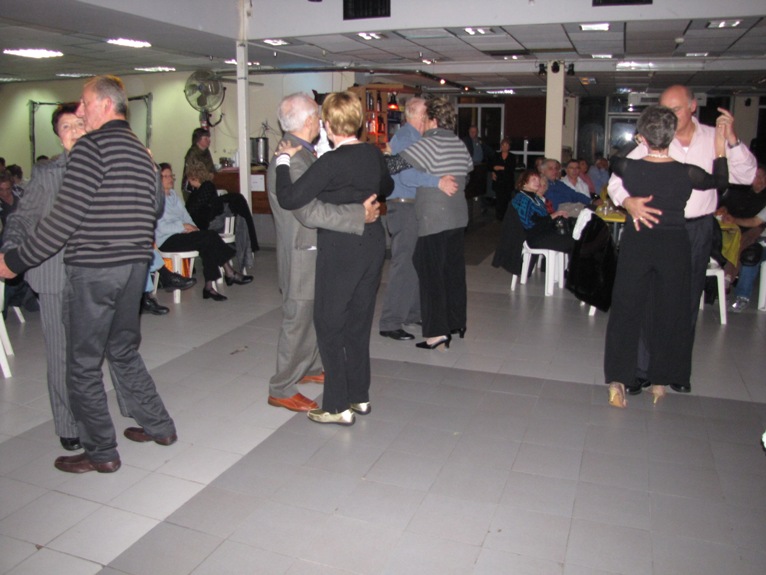 מסיבת חברים והדלקת נרות חנוכה שנערכה ב- 17 בדצמבר 2009