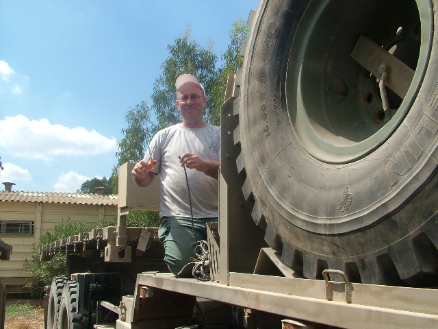 סניף חדרה: מתנדבים בימ"ח ג`למי, ספטמבר 2006