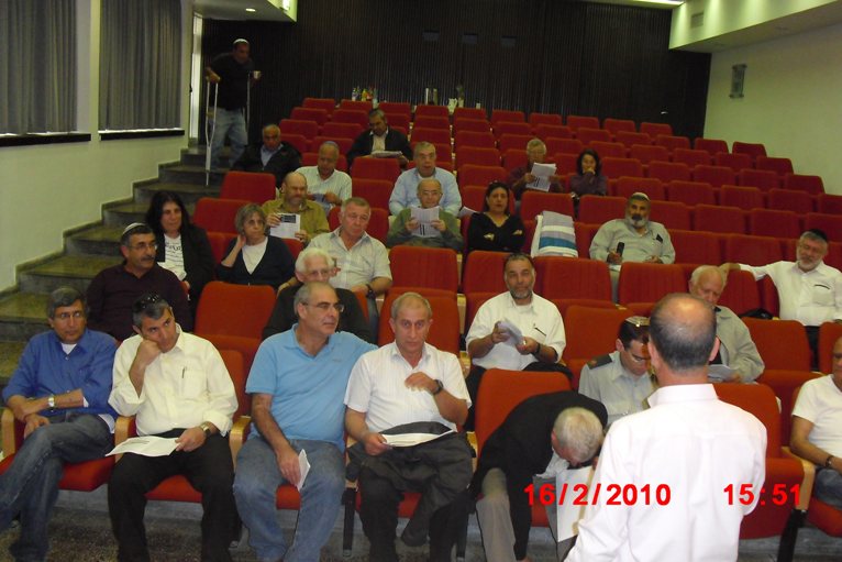 מפגש עם ד"ר פיני בר-חמה בנושא ביטוח שיניים, 16.2.10