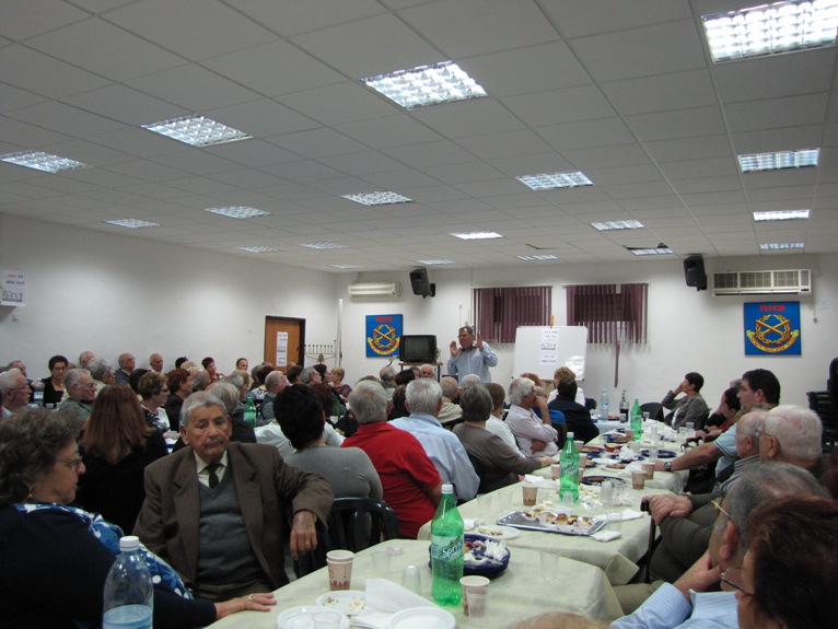 מפגש חברים והרמת כוסית לכבוד חג הפסח הבעל``ט שהתקיים ב- 22 במארס 2010