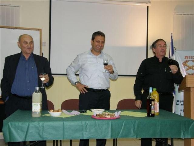 הרמת כוסית לפסח, 24.3.10