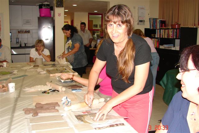 סניף רעות-מכבים-מודיעין: חוג קרמיקה, ספטמבר 2006