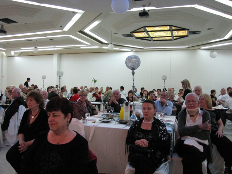 מסיבת יום העצמאות משותפת לסניף בת-ים ולסניף חולון שנערכה ב- 22 באפריל 2010