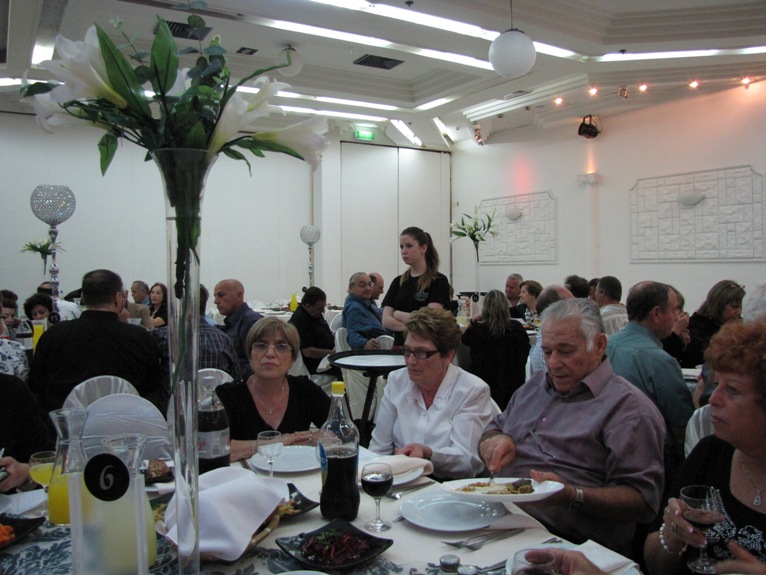 מסיבת יום העצמאות משותפת לסניף בת-ים ולסניף חולון שנערכה ב- 22 באפריל 2010