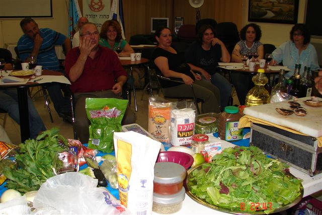 סניף רעות-מכבים-מודיעין: סדנת בישול לסוכות, אוקטובר 2006