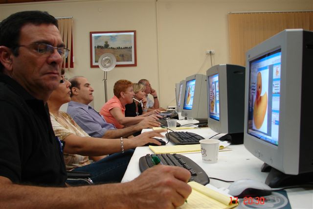 סניף רעות-מכבים-מודיעין: קורסי מחשבים, אוקטובר 2006