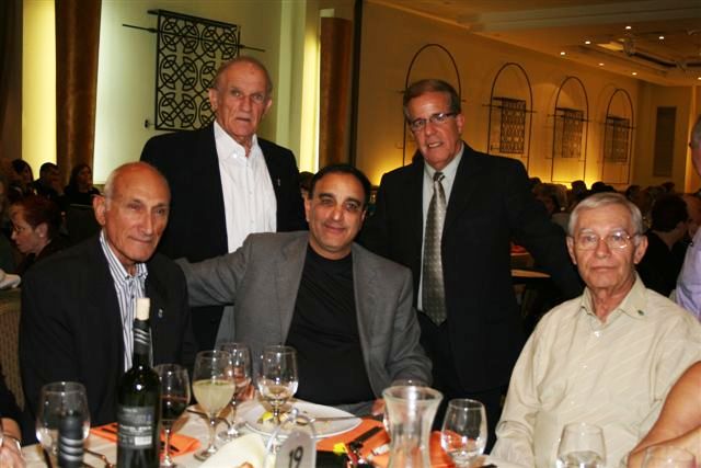 סניפי ר"ג, גבעתיים ות"א: מסיבת חנוכה, דצמבר 2006