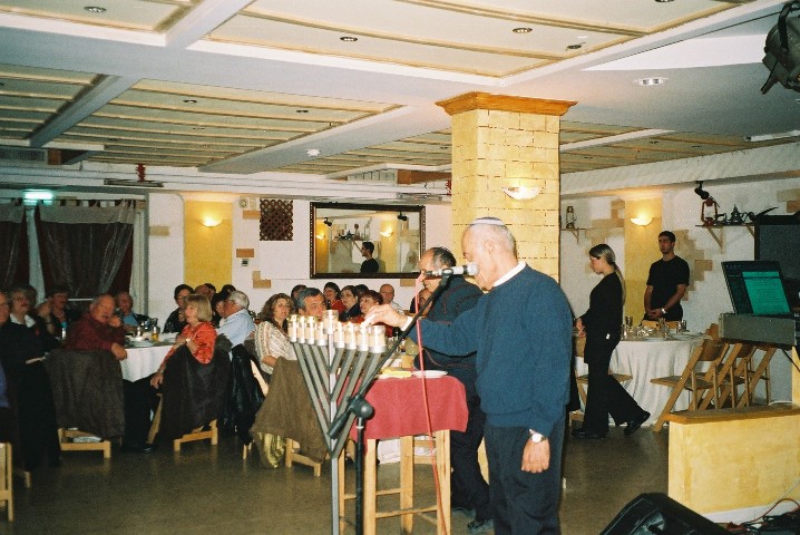 סניף בקעת אונו: מסיבת חנוכה בבית היין ביהוד, דצמבר 2006