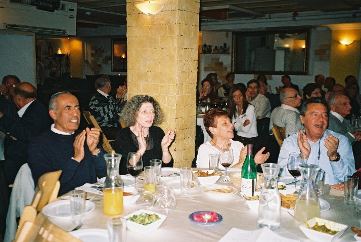 סניף בקעת אונו: מסיבת חנוכה בבית היין ביהוד, דצמבר 2006