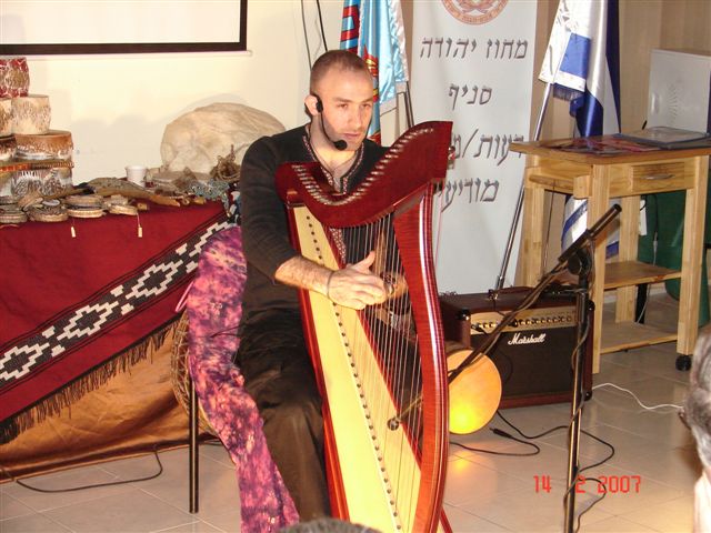 סניף רעות-מכבים-מודיעין: הופעתו של טל קרביץ, "שירים שאספתי", פברואר 2007