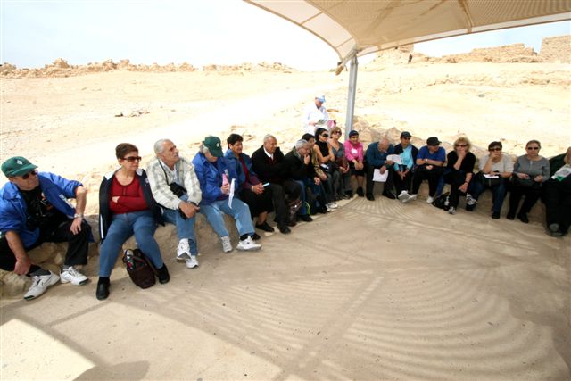 סניף ראשל"צ: טיול למצדה, אפריל 2007