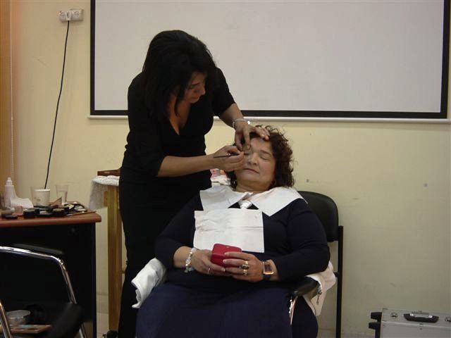 סניף רעות-מודיעין-מכבים: בוקר נשים בנושא איפור, מאי 2007