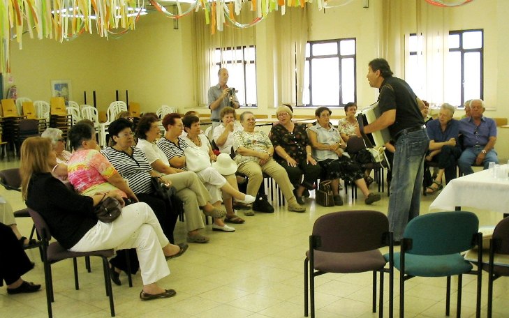 סניף גבעתיים: חוג חברות הסניף, מאי 2007