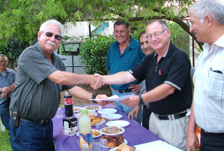 סניף חדרה: תעודות הוקרה למתנדבי צוות בימ"חים, יוני 2007