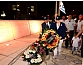 נציגי סניף חולון מניחים זר בטקס יום הזיכרון ברחבת אנדרטת הזיכרון בחולון שנערך ב-4 במאי 2014
